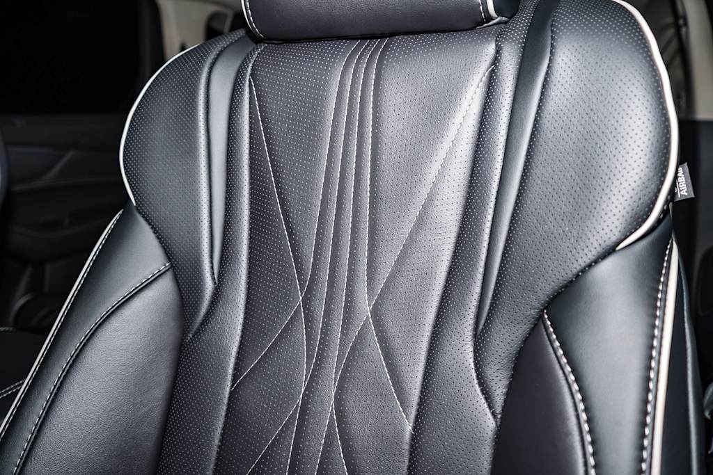 Thumbnail: 2025 Acura MDX - 30