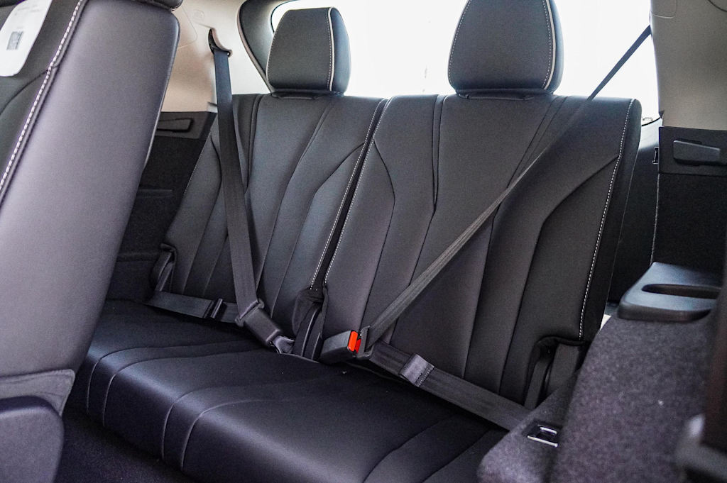 Thumbnail: 2026 Acura MDX - 28