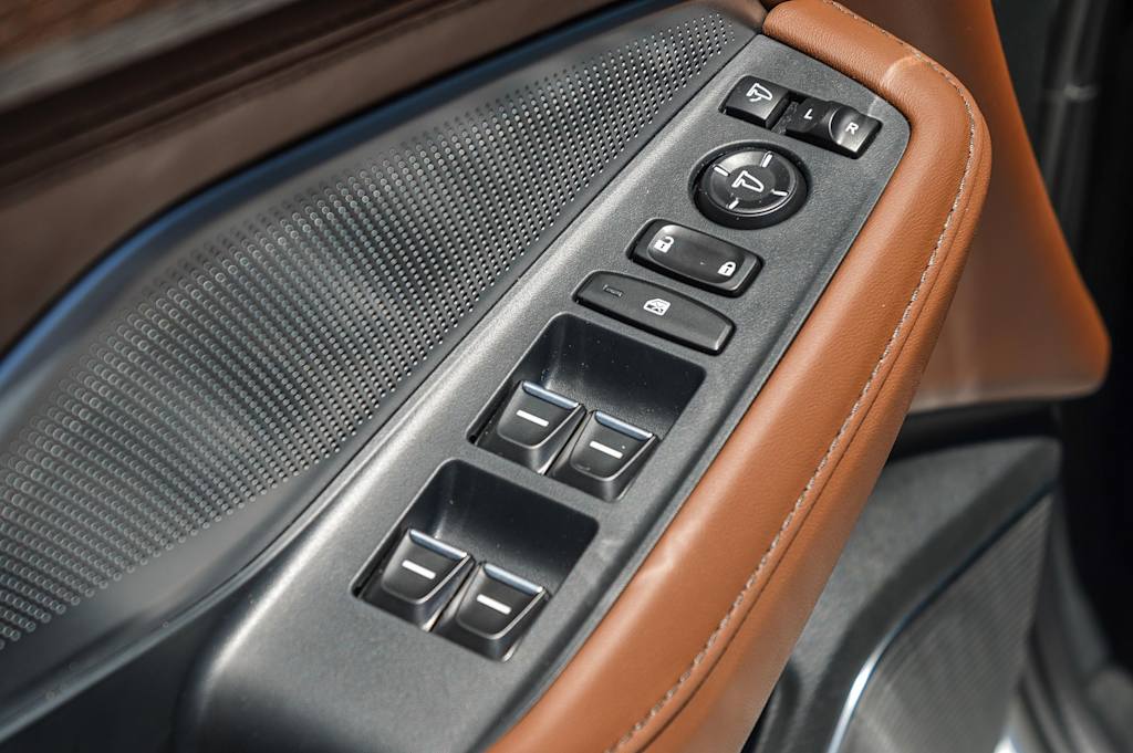 Thumbnail: 2026 Acura MDX - 27