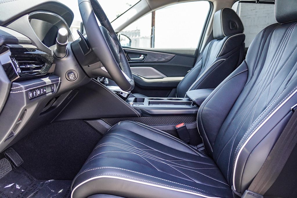 Thumbnail: 2026 Acura MDX - 10