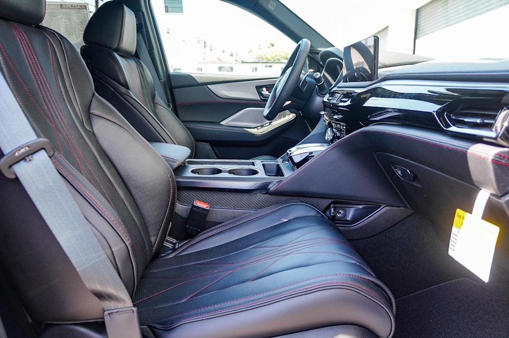 Thumbnail: 2026 Acura MDX - 9