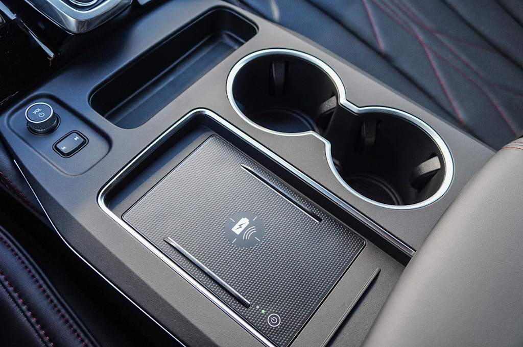 Thumbnail: 2026 Acura MDX - 32