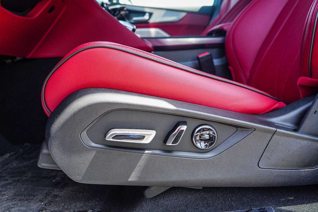 Thumbnail: 2026 Acura MDX - 25