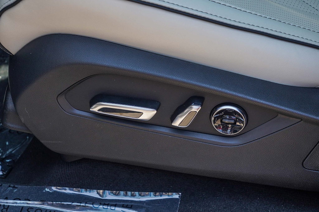 Thumbnail: 2026 Acura MDX - 28