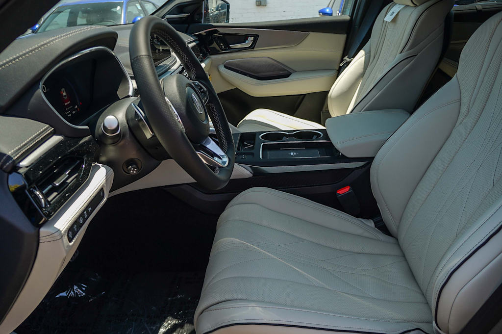 Thumbnail: 2026 Acura MDX - 12