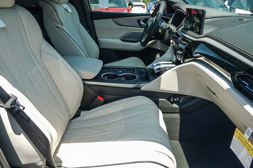 Thumbnail: 2026 Acura MDX - 10