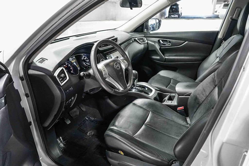 Thumbnail: 2015 Nissan Rogue - 9