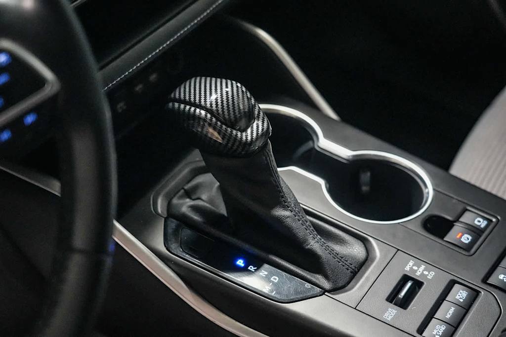 Thumbnail: 2021 Toyota Highlander - 14