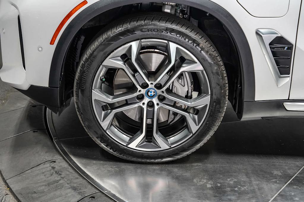 Thumbnail: 2024 BMW X5 - 7