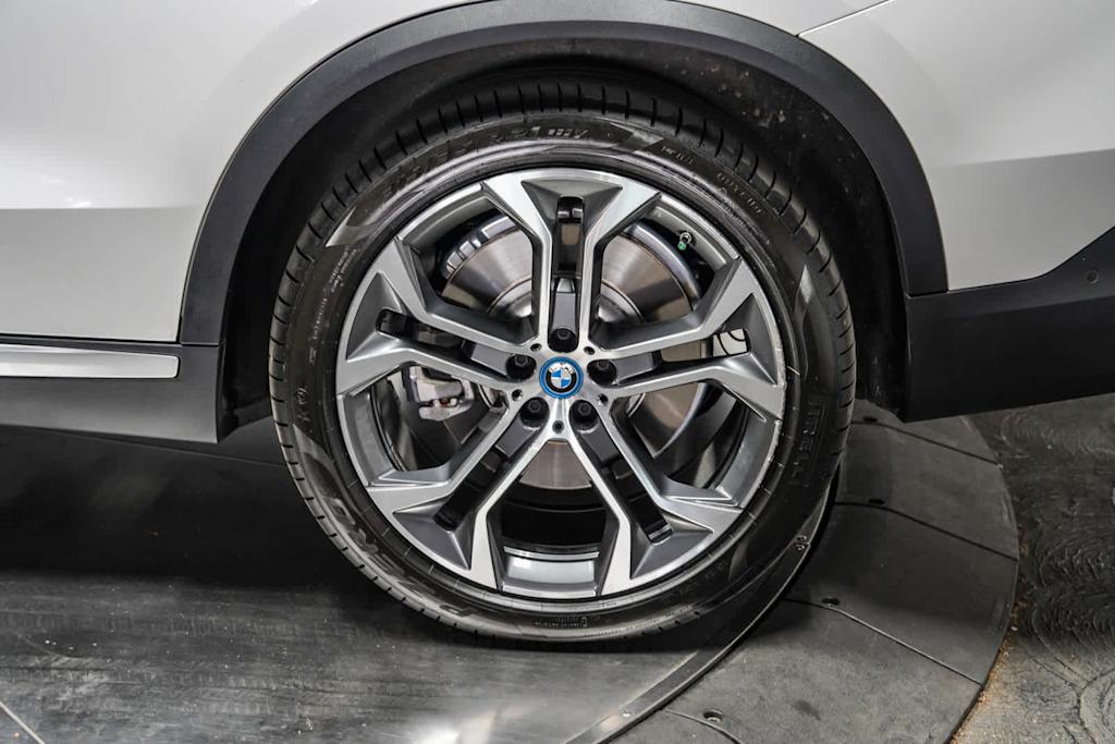 Thumbnail: 2024 BMW X5 - 23