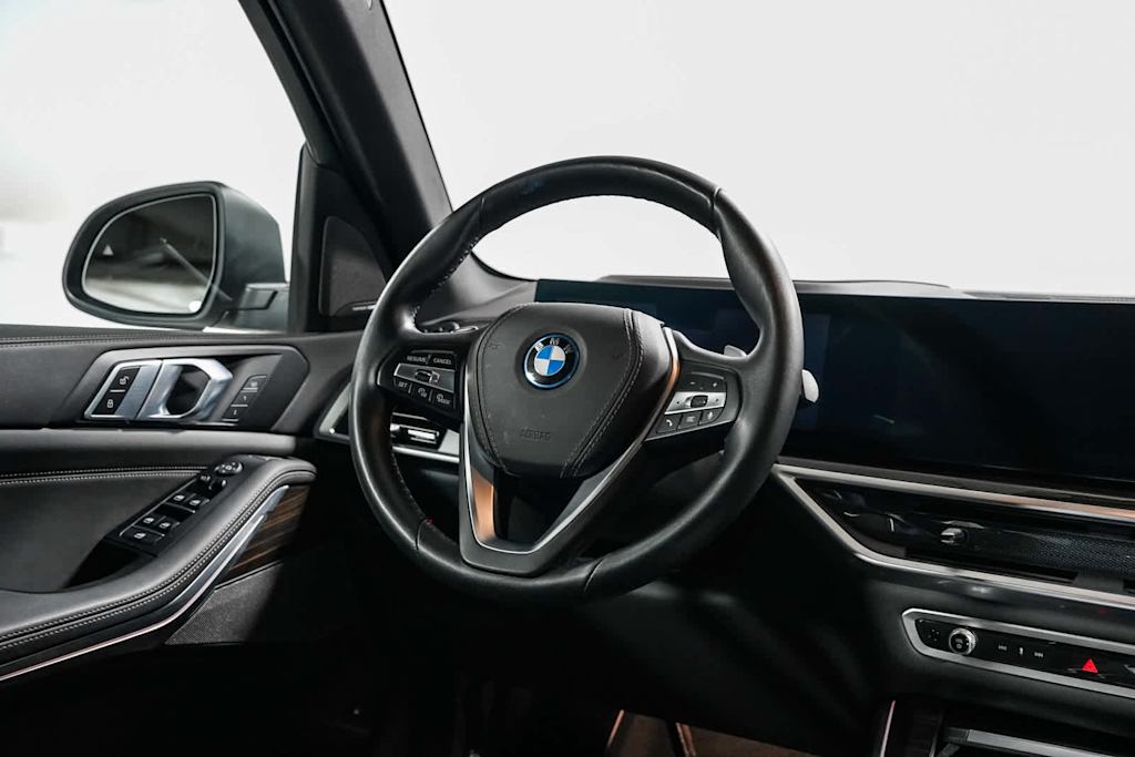 Thumbnail: 2024 BMW X5 - 13