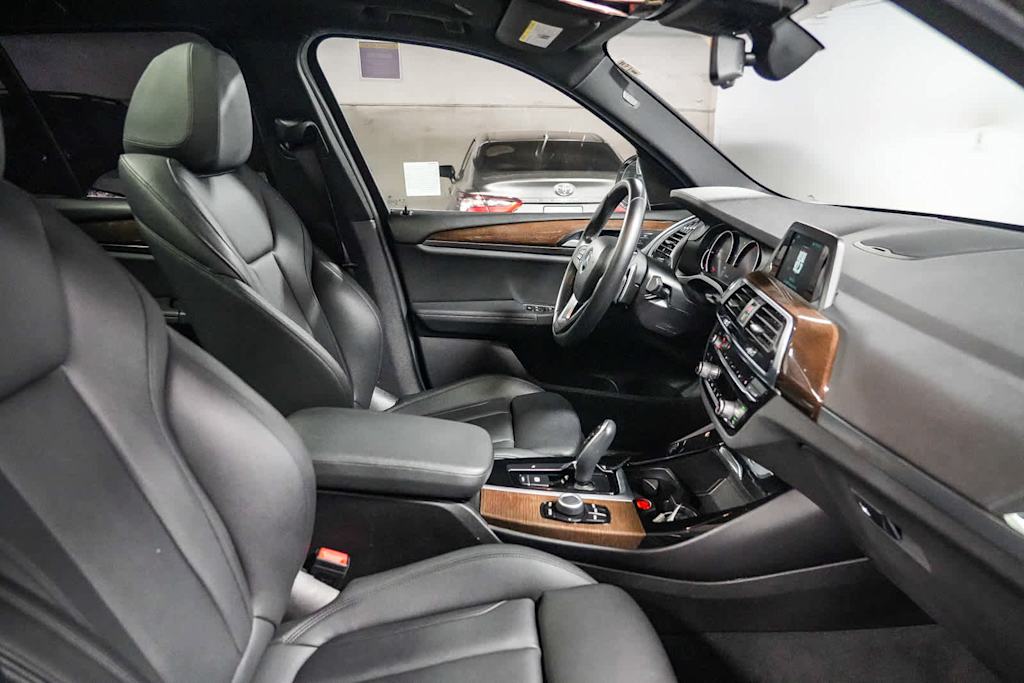 Thumbnail: 2019 BMW X3 - 10