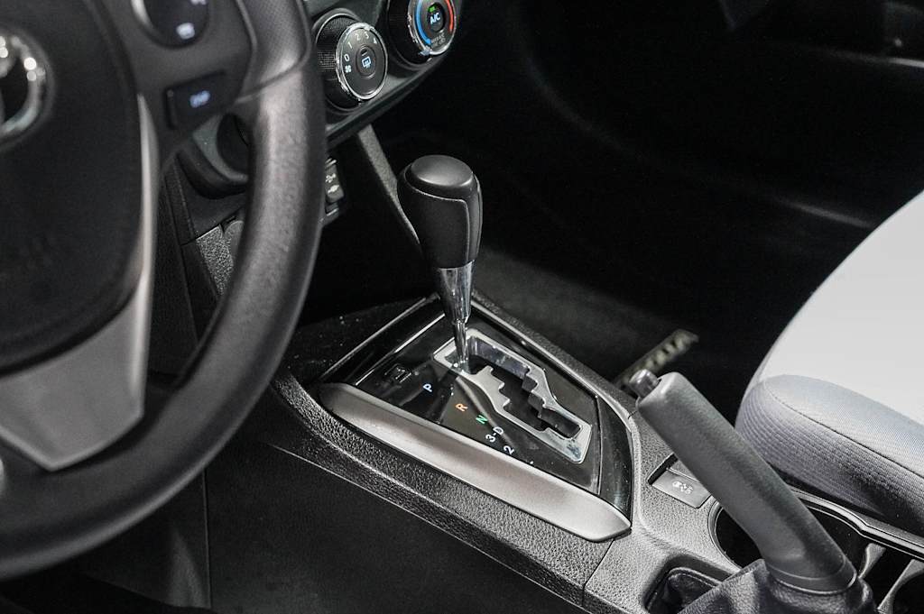 Thumbnail: 2016 Toyota Corolla - 13