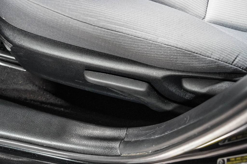 Thumbnail: 2016 Toyota Corolla - 25