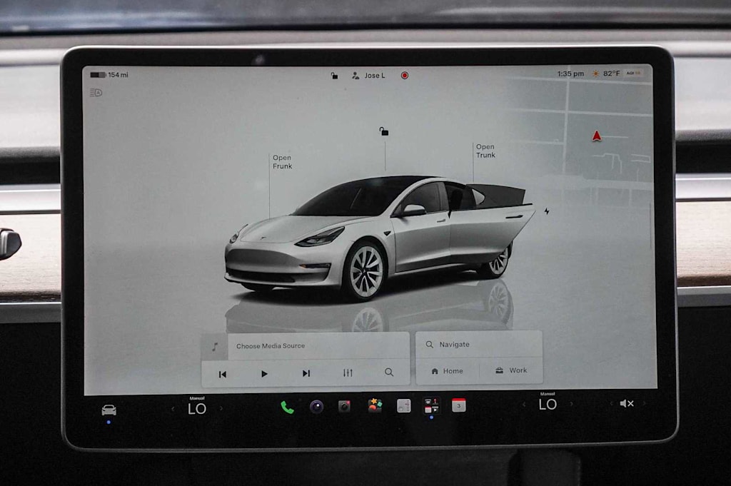 Thumbnail: 2023 Tesla Model 3 - 10