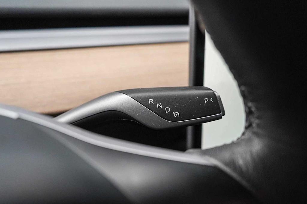 Thumbnail: 2023 Tesla Model 3 - 19