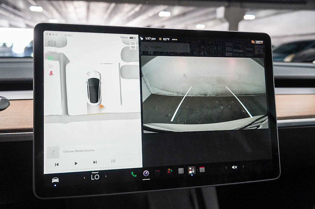 Thumbnail: 2023 Tesla Model 3 - 23