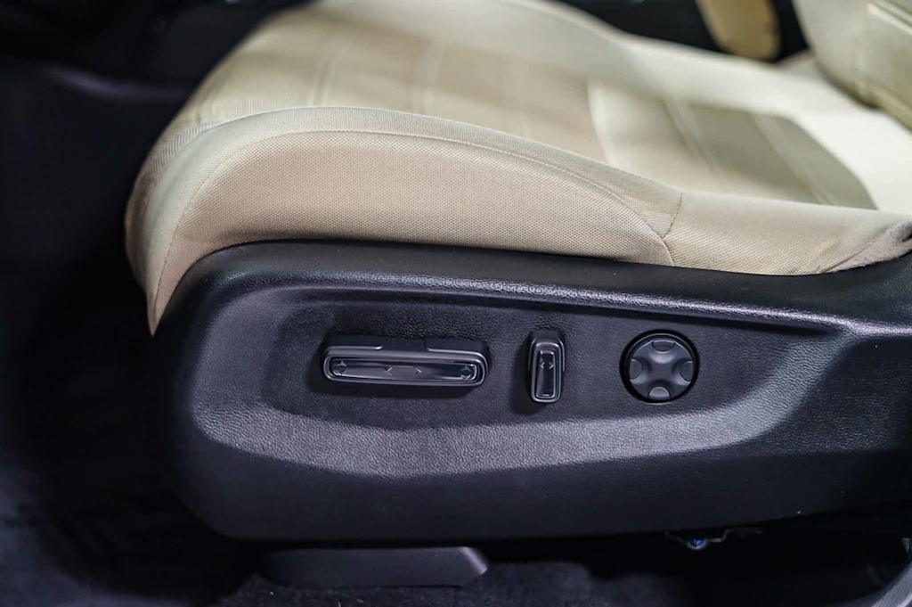 Thumbnail: 2021 Honda CR-V - 26