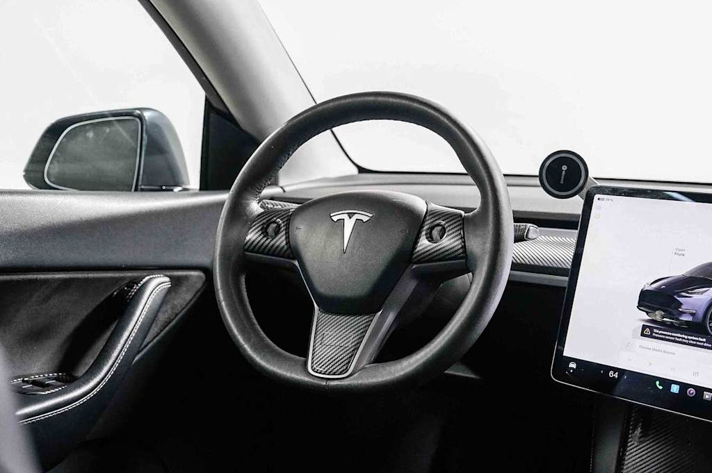 Thumbnail: 2022 Tesla Model Y - 8