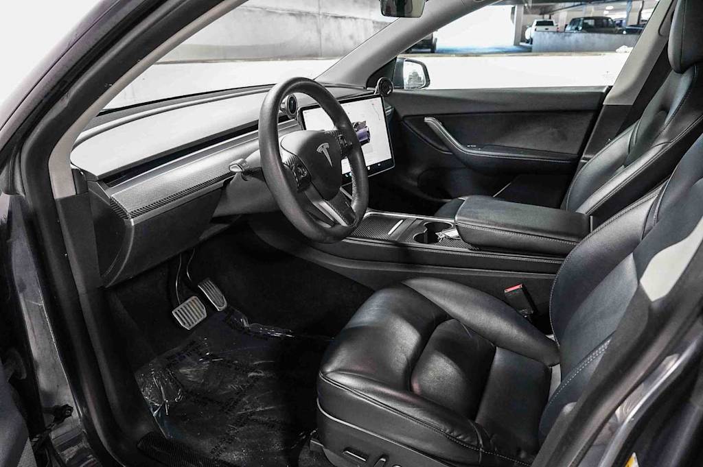 Thumbnail: 2022 Tesla Model Y - 10