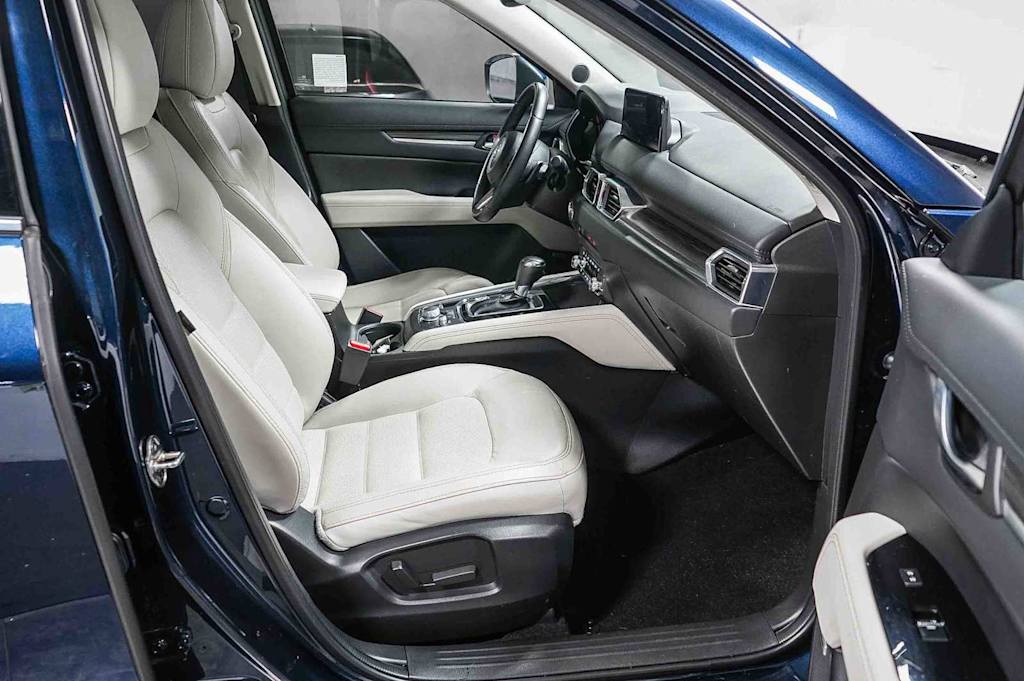 Thumbnail: 2023 Mazda CX-5 - 10