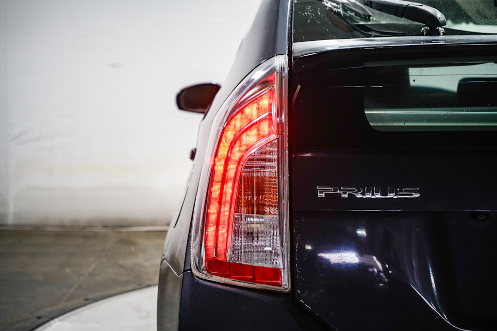 Thumbnail: 2015 Toyota Prius - 22