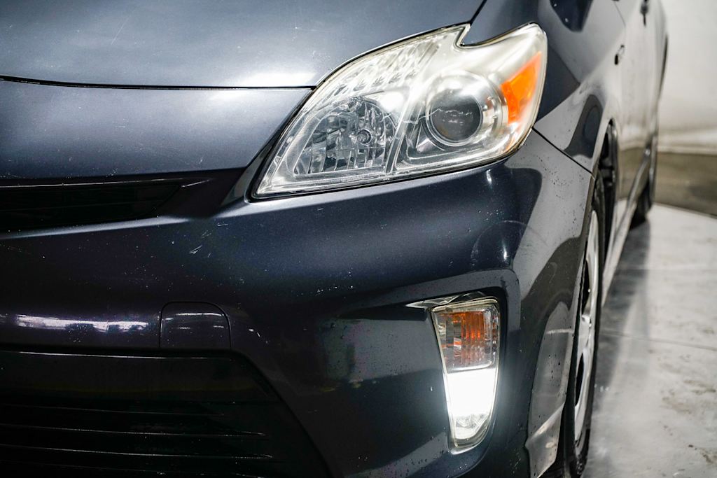 Thumbnail: 2015 Toyota Prius - 21