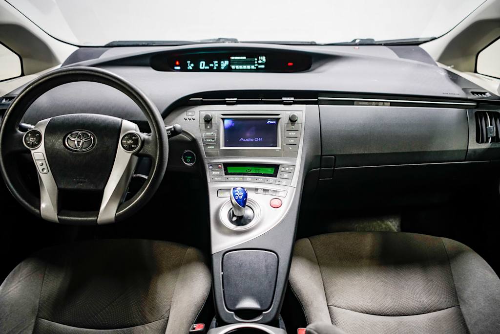 Thumbnail: 2015 Toyota Prius - 2