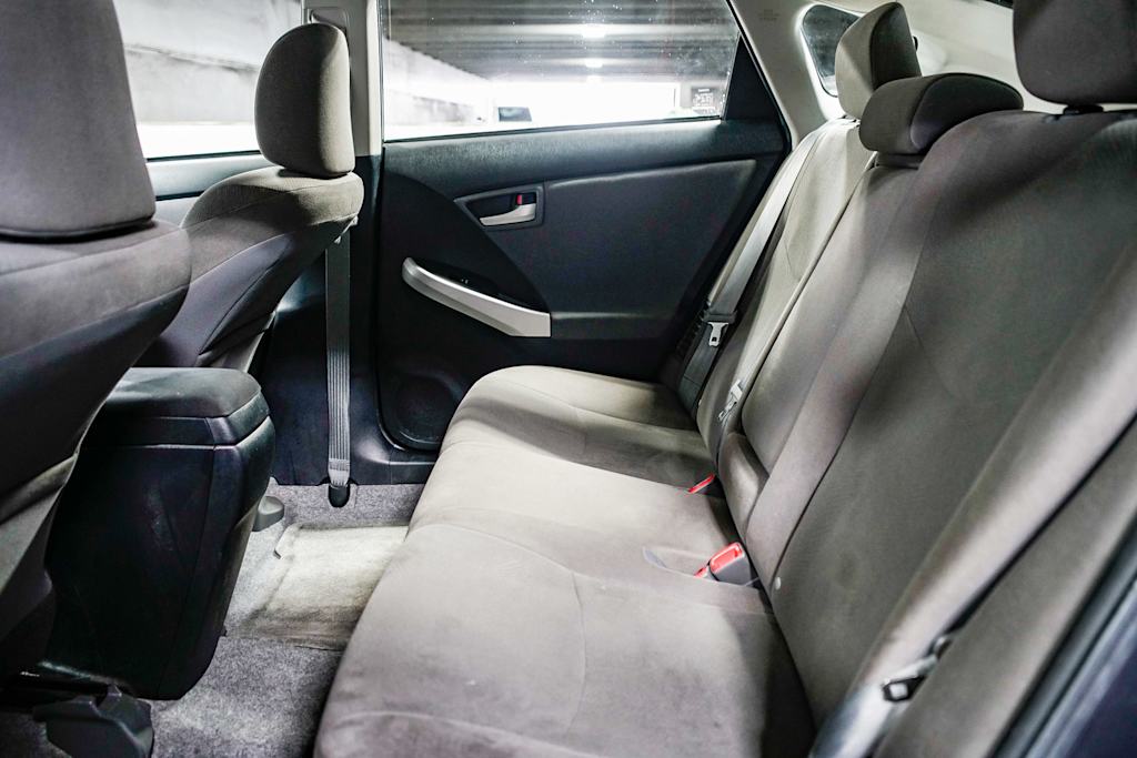 Thumbnail: 2015 Toyota Prius - 12