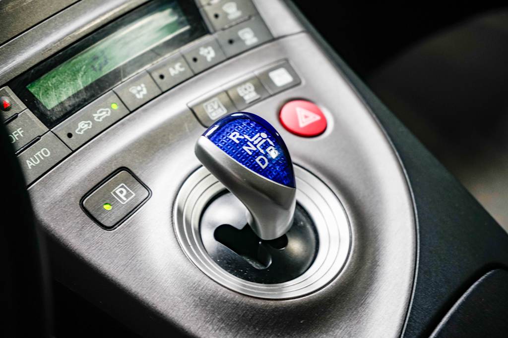 Thumbnail: 2015 Toyota Prius - 15