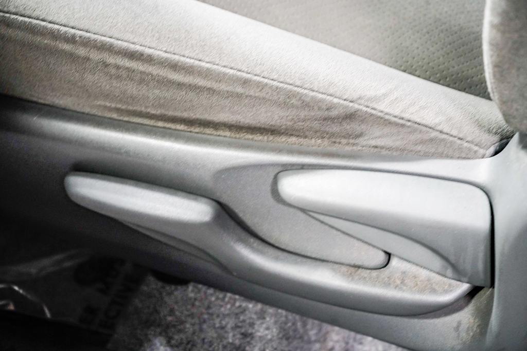 Thumbnail: 2015 Toyota Prius - 24