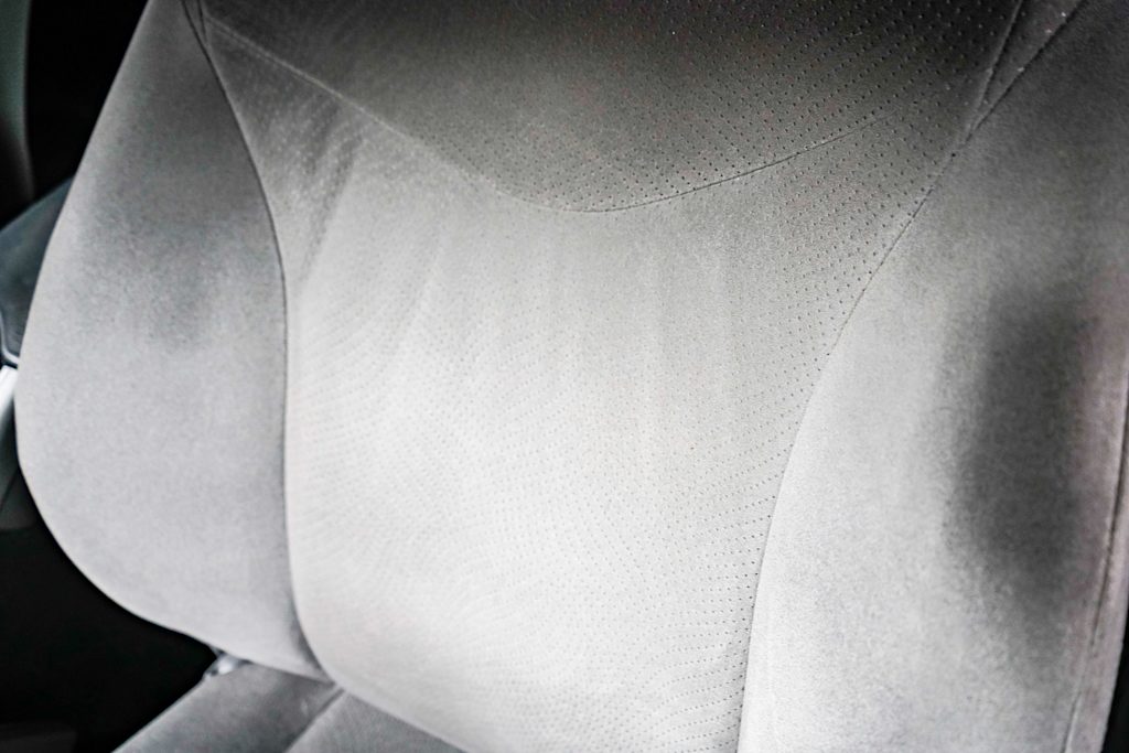 Thumbnail: 2015 Toyota Prius - 28