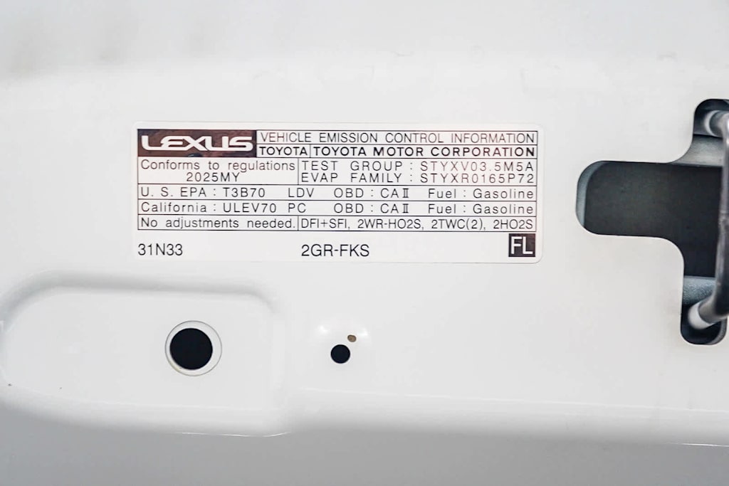 Thumbnail: 2025 Lexus ES - 16