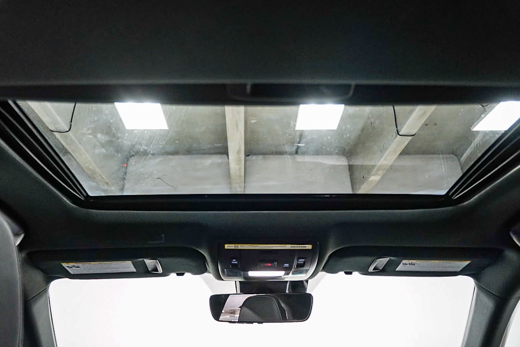 Thumbnail: 2025 Lexus ES - 26