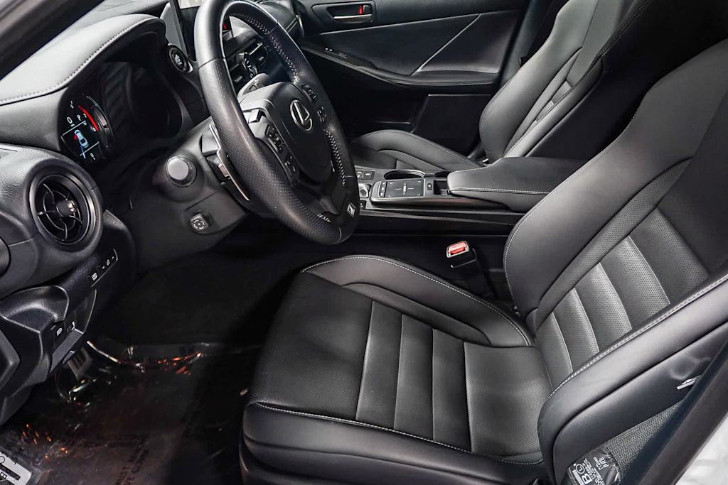 Thumbnail: 2025 Lexus ES - 10