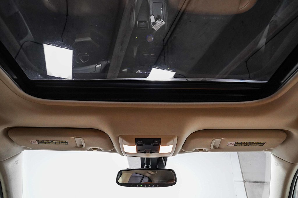 Thumbnail: 2015 Lexus CT - 24