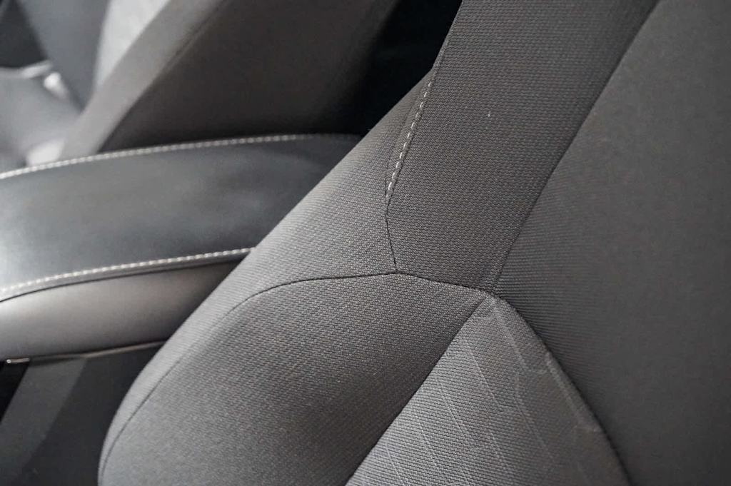 Thumbnail: 2022 Toyota Corolla - 10