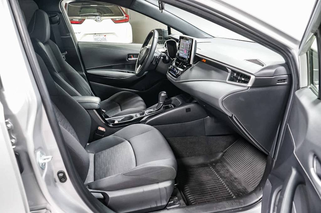 Thumbnail: 2022 Toyota Corolla - 9