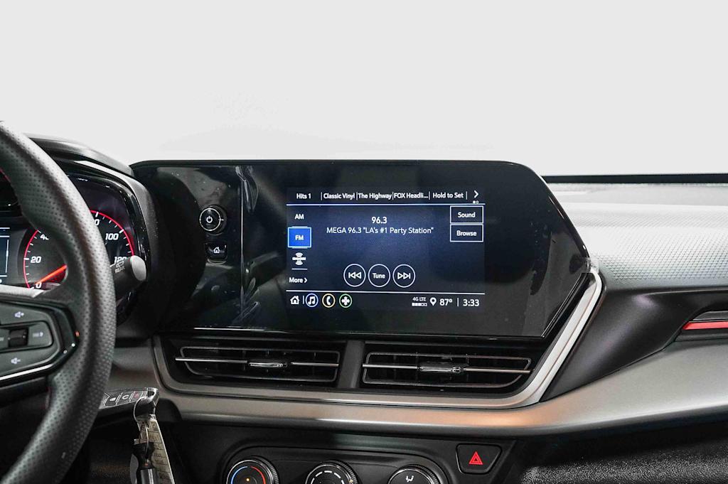 Thumbnail: 2025 Chevrolet Trax - 24