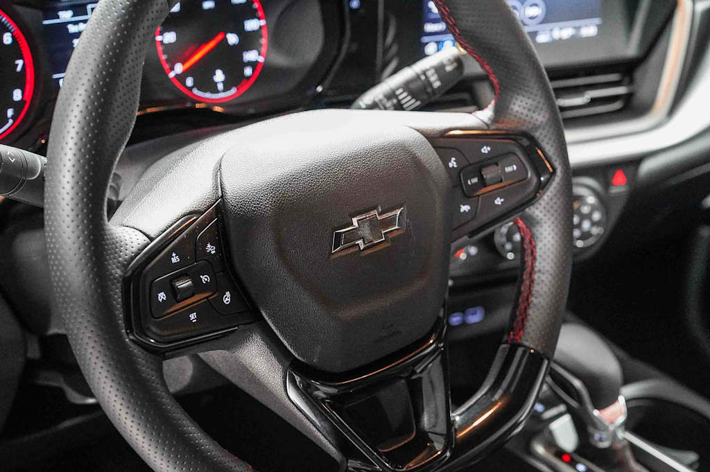 Thumbnail: 2025 Chevrolet Trax - 13