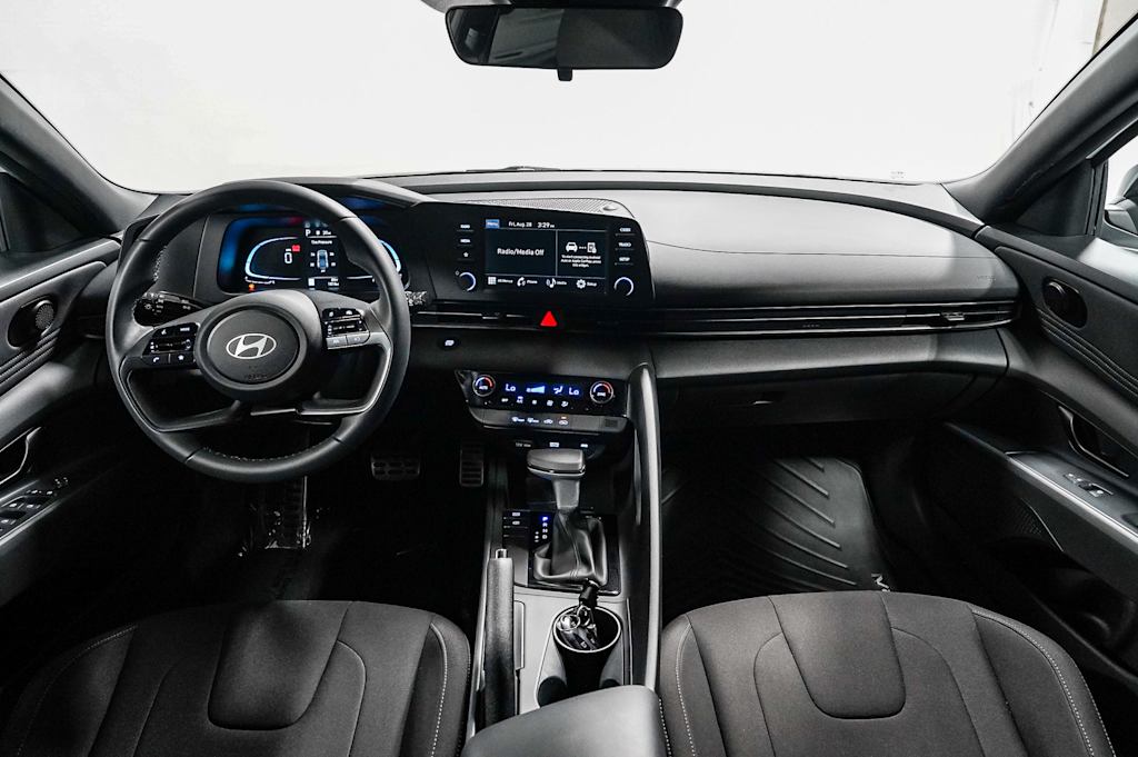 Thumbnail: 2026 Hyundai Elantra - 2