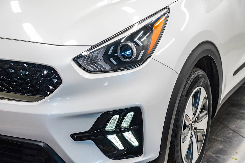 2021 Kia Niro LX 19