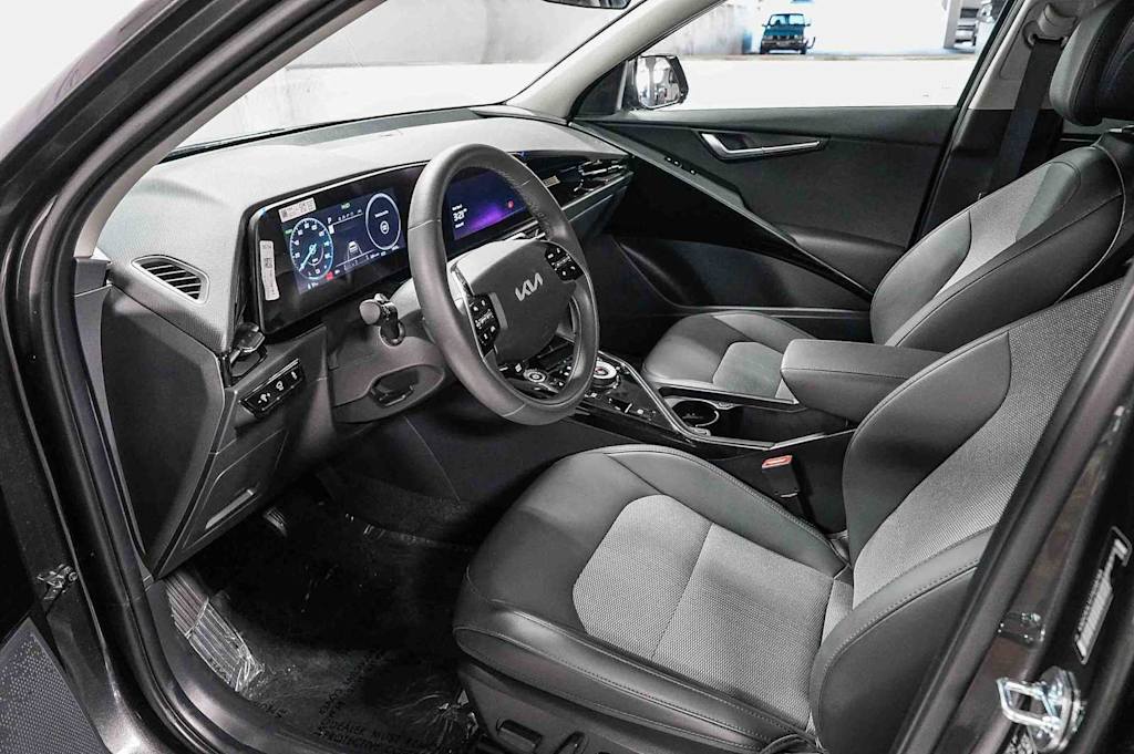 Thumbnail: 2026 Kia Niro - 11