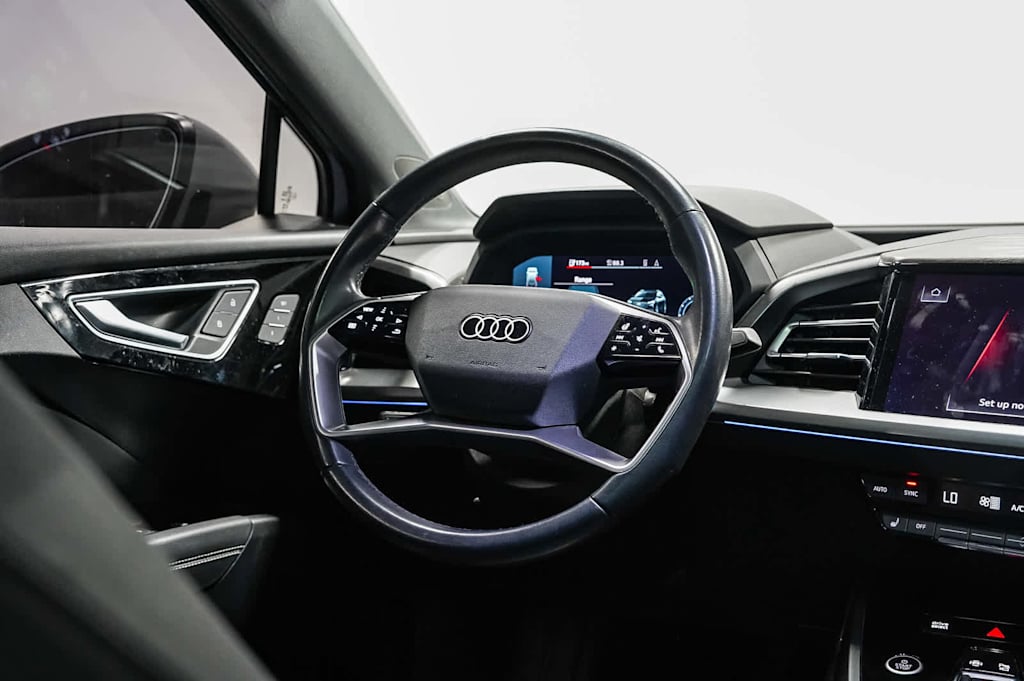 Thumbnail: 2023 Audi Q4 e-tron - 13