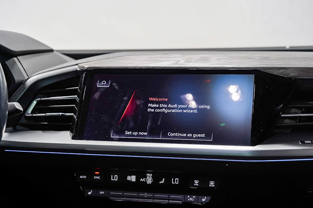 Thumbnail: 2023 Audi Q4 e-tron - 15