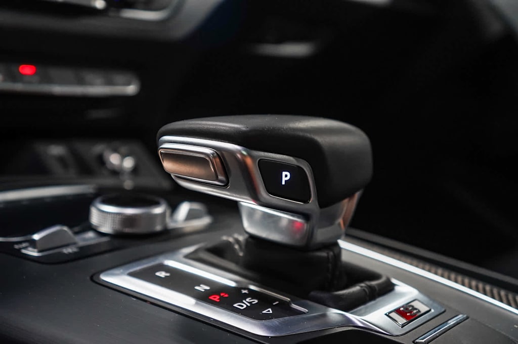 Thumbnail: 2019 Audi SQ5 - 29