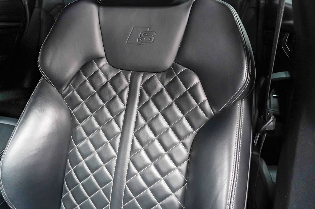 Thumbnail: 2019 Audi SQ5 - 17