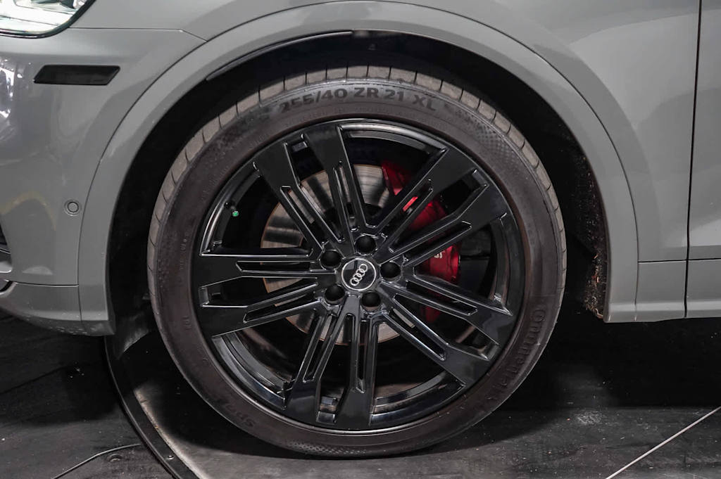 Thumbnail: 2019 Audi SQ5 - 22