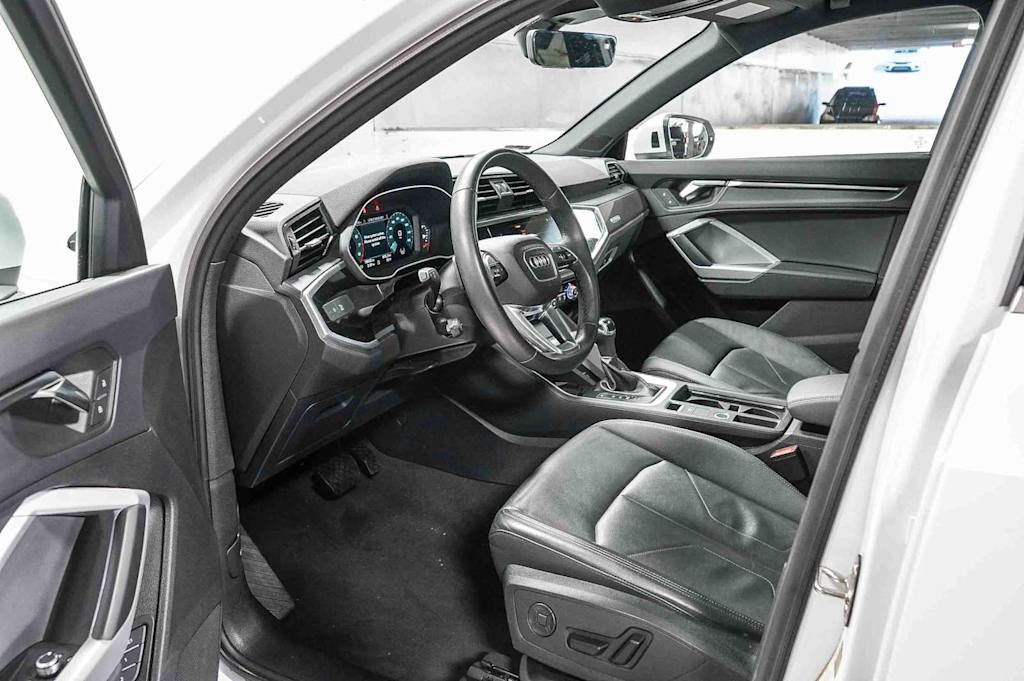 Thumbnail: 2024 Audi Q3 - 13