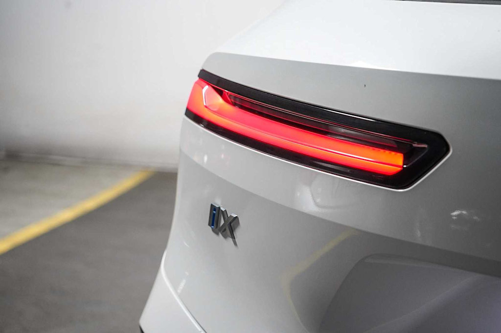 Thumbnail: 2025 BMW iX - 20